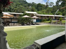 Posada La Barquera con Vistas a la montaña, hotel en La Barquera