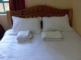 Potters Air bed and breakfast, hotel in Kagio