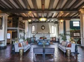 Hotel Petaluma, Tapestry Collection by Hilton