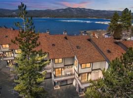 Shores Lakefront Condo - Walk to Village, Lake Views, Deck with BBQ, Hotel in Big Bear Lake