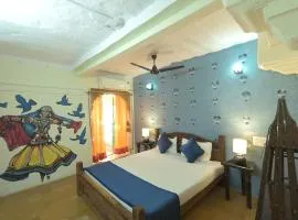 Deepak Hotel & Restaurant