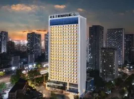 Atour Hotel Chongqing North Station Renhe