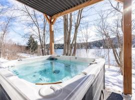 Chalets Lac à la Truite, hôtel à Sainte-Agathe-des-Monts