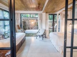 UMI Nest Apartment in Subic Bay with Self-Serve Breakfast - WiFi, Bathtub, Barbecue, Pet Friendly with a Fee, hotel in Santa Rita