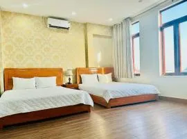 Luxury Airport Hotel & Travel