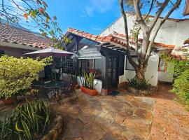 Casita Artemisa - Tiny House Romántica y Mágica, hotel en Villa de Leyva