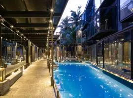 Sanya Yalong Bay Danqiu Castle Manor Hotel