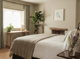 The Great Bustard, Hotel in Durnford