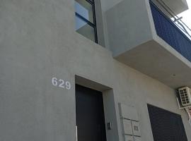 Nuez de la Isla "Paquita Apart" SHOPPING a 5 cuadras! Monoambiente, hôtel à Paraná