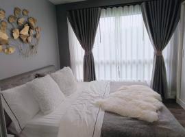 New condo#5 minutes to Central Festival Hatyai, hotel in Sathani Khlong Rian