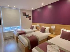 Holtwhites Hotel