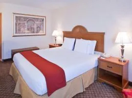 Holiday Inn Express Flint-Campus Area by IHG