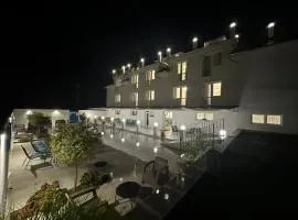 Danelis Hotel