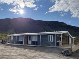 Strönd Guesthouse, hotel en Birkimelur 