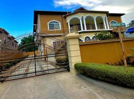 White House by White River, hotell Ocho Rioses