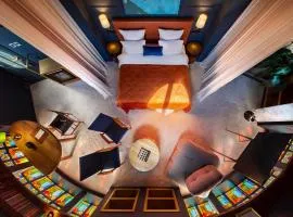 Zorba&Bond Boutique Hotel