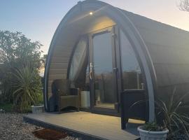 Tra na Mbó Glamping Pod, hotel in Waterford