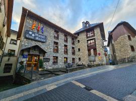 Hotel Casa Morlans 3000، فندق في بانتيكوسا