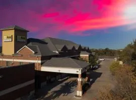 Texas Bungalows Hotel & Hotel Que at Lakeline Austin Cedar Park