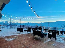 winter house GUDAURI, hotel in Gudauri