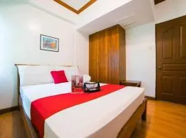 RedDoorz at Moonwalk Paranaque