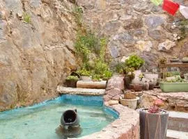 Shangri-La Mai Zhu Kung Gar Hotel