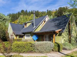 Wesley House Hosteria Boutique, hotel in San Martín de los Andes