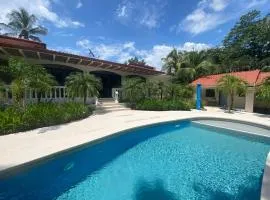 Manta Ray Lodge