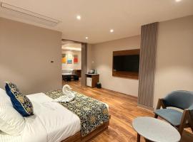The Olive Hotel Srinagar, hotel in Srinagar
