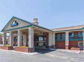 Days Inn by Wyndham Hays, hotel a Hays