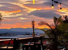 Hostal Sunset Town, Hotel in Ahuachapán