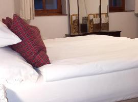 Fűrészmalom vendégház、Matrakeresztesのホテル