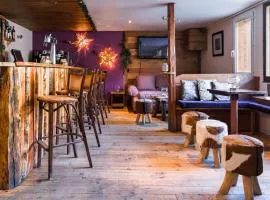 Hôtel Plein Sud et piscine ***