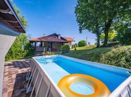 Awesome Home In Kraj Donji With Wifi, hotel in Donji Kraj