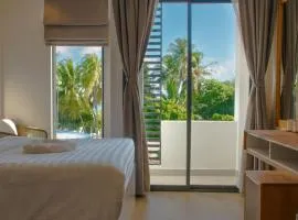 Atoll Retreat