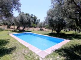 Hotel Rural Hojaranzos, hotel a Tejeda de Tiétar