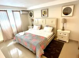 Noè hotel #11 king bedroom in the heart of PUNTA CANA