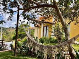 Villas Cocos Chalé Duplo、バナネイラスのホテル