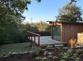 Chalet im Grünen, ξενοδοχείο σε Morsdorf