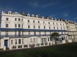 The Southcliff Hotel, hotel di Folkestone