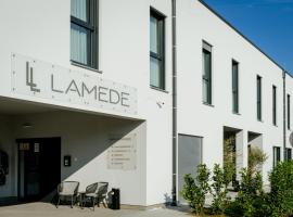Lamede SELF CHECK-IN, hotel in Wiener Neustadt