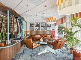 Surf Club Hôtel by Akena - Grande plage
