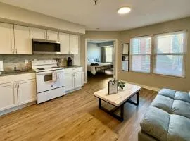 Aksarben View One Bedroom