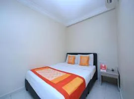 OYO 115 Hotel Safari 1