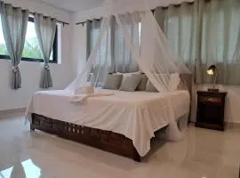 Jangala Baga Beach - French welcome, tropical garden, close to the beach