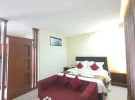 Grand Mahoni Hotel