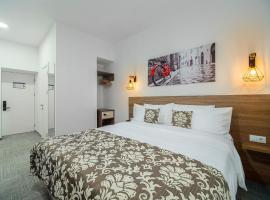 TA Collection Hotel,位于基希讷乌的酒店