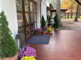 兹特里颇里鲁库酒店