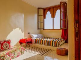 Yakout hostel, hotel in Tangier