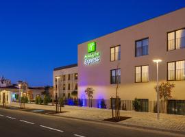 Holiday Inn Express Évora by IHG, hotell sihtkohas Évora
